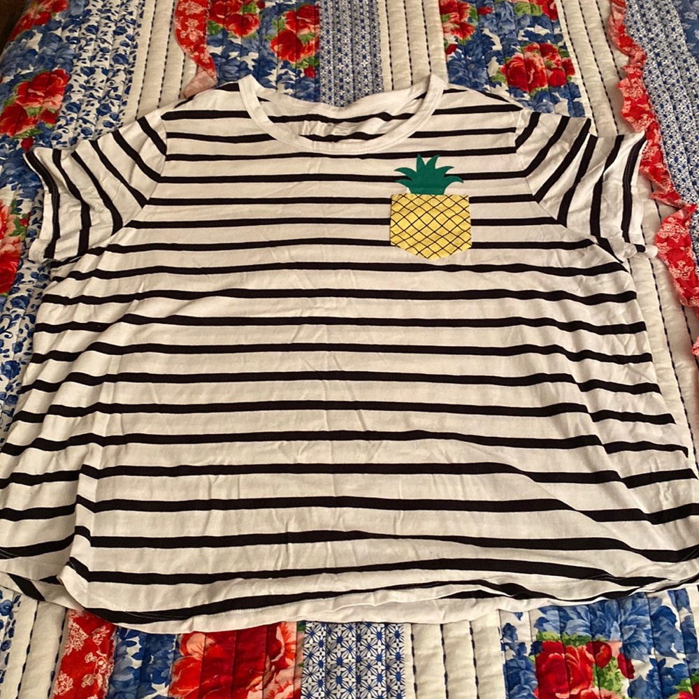 Super cute tee!!